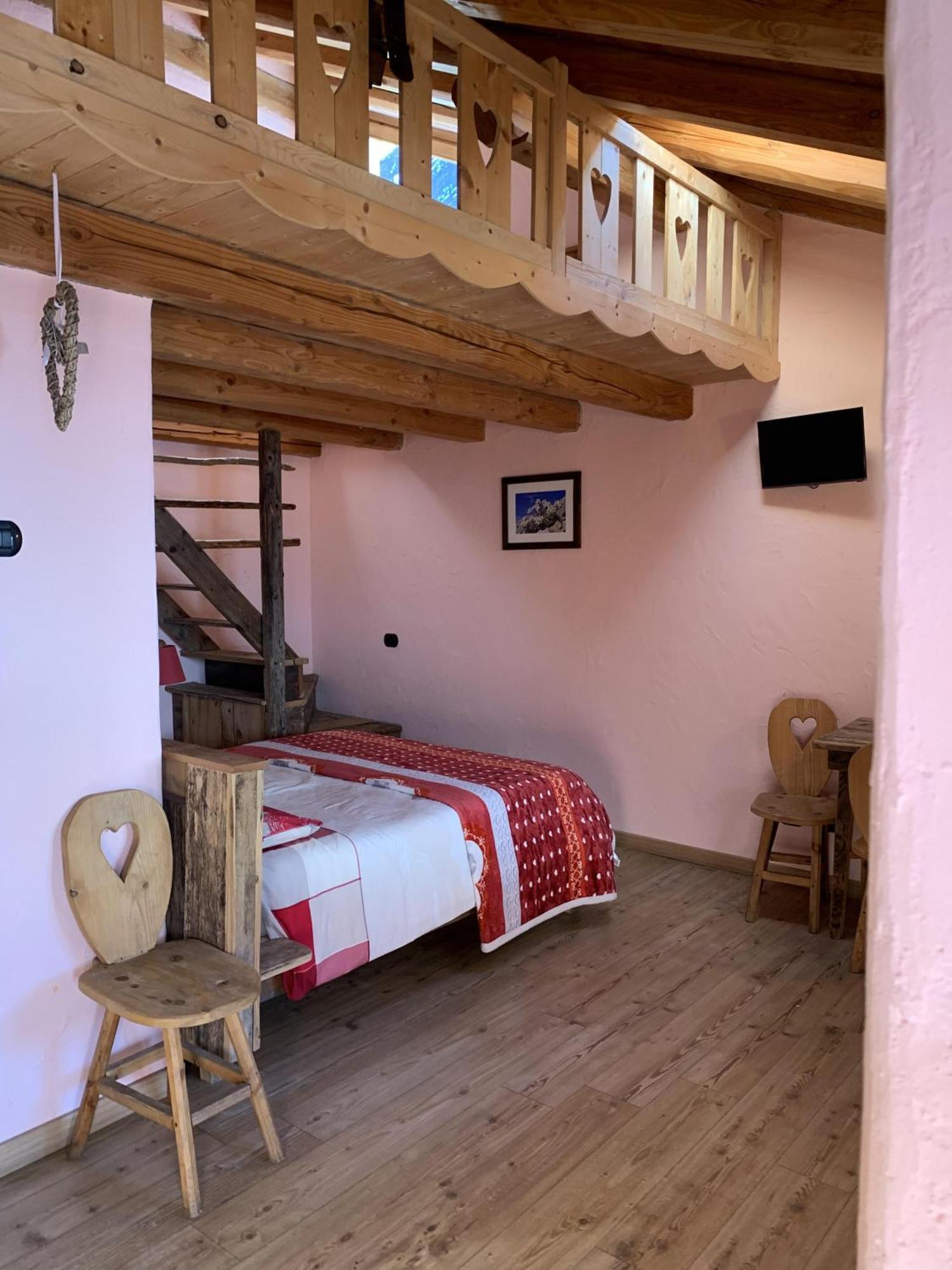 La Ferme du Grand Paradis Cogne Ruang foto